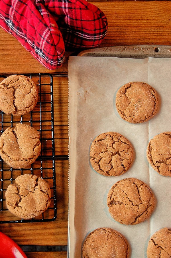 Chewy Ginger Cookies | ScrambledandSpiced.com